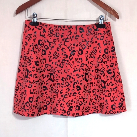 Superdown Sammie A Line Coral Black Cheetah Print Mini Skirt Size Medium - Picture 1 of 6